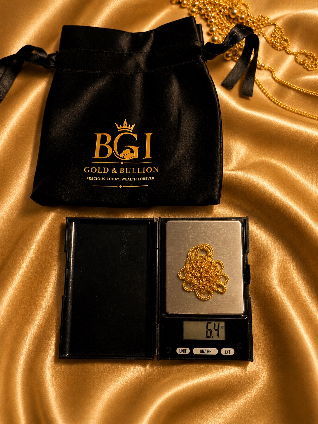6.4 Gold chain necklace, image 1